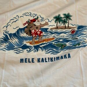 BNWT SMALL Reyn Spooner Limited Christmas Edition Surfing Santa shirt